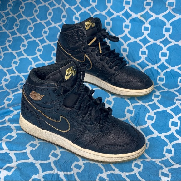 Nike Shoes - Nike Women’s size 5.5 Air Jordan 1 high city of flight retro OG hi top wmns rare